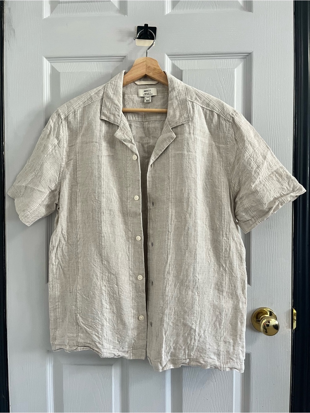 RW&CO // Textured Short Sleeve Button-Up // Size M